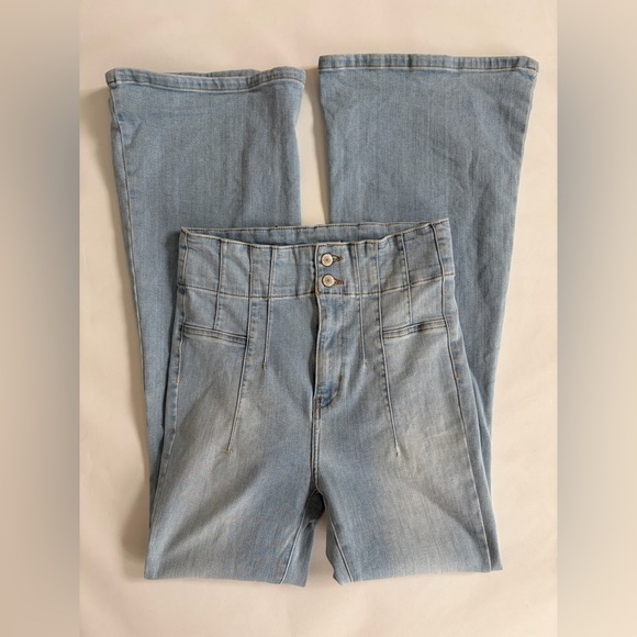 Free Peoplec Jeans We The Free Jayde Flare Jeans In Blue size 28 - Picture 8 of 15